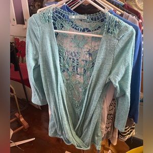 Maurices low V, open front shirt